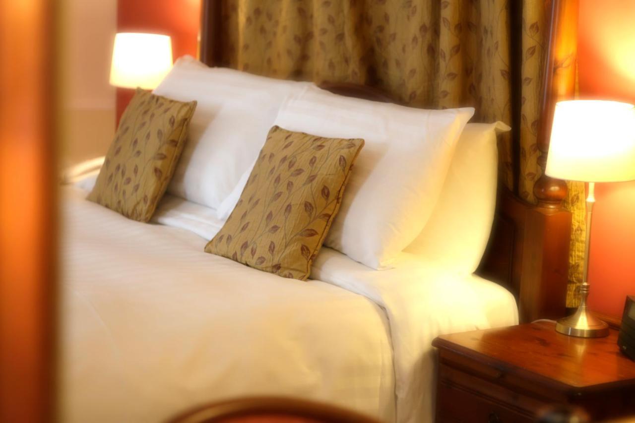 The Tollgate 3*