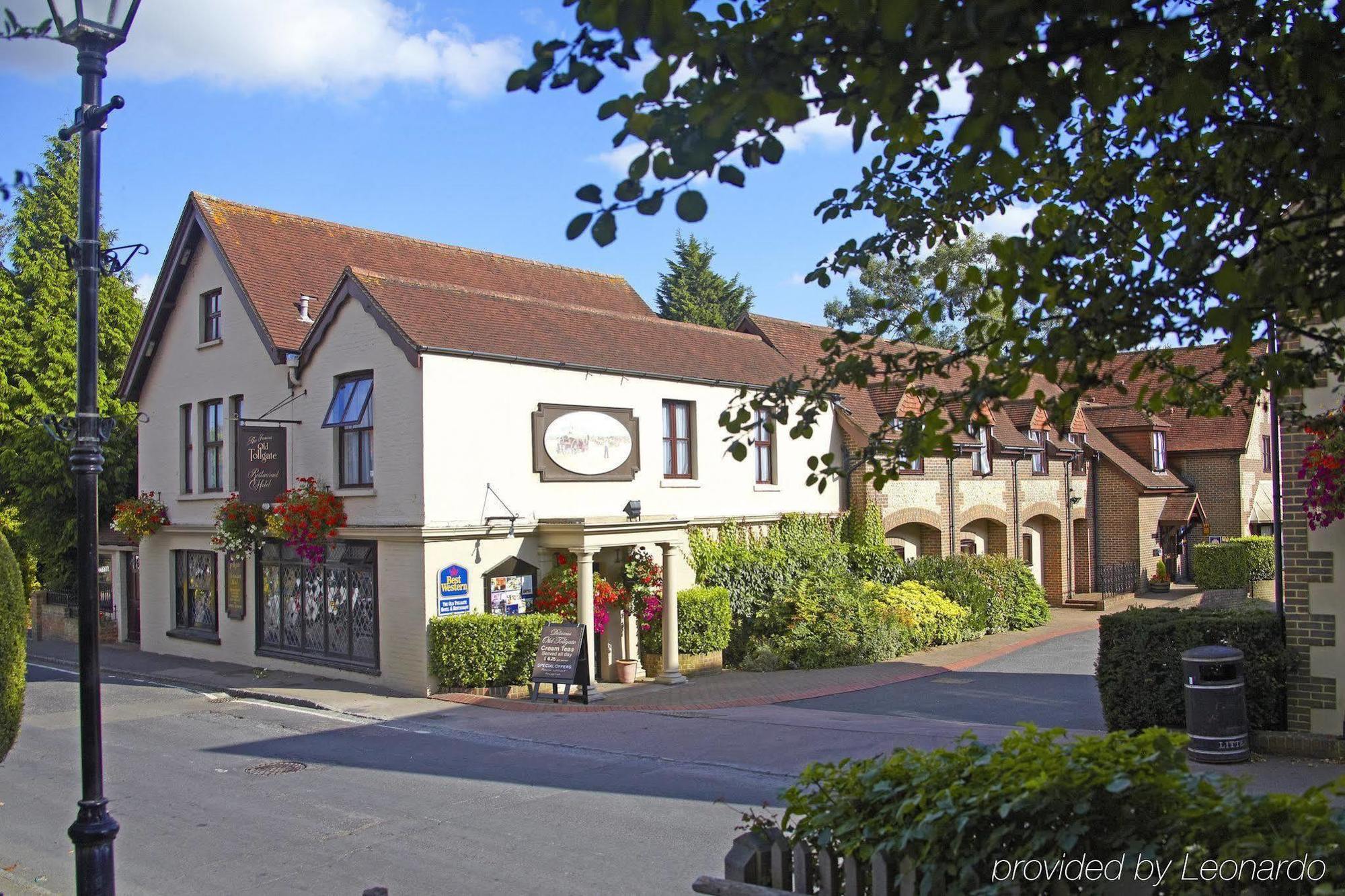 The Tollgate 3*