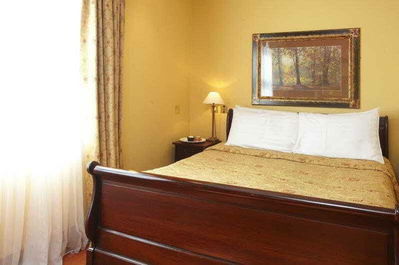 The Tollgate 3*